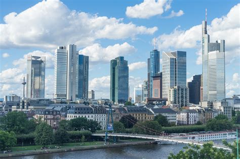 So schlagen sich die kryptowährungen am samstag. Deutsche Banken dürfen mit neuem Gesetz Krypto-Werte ...
