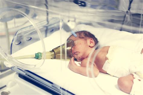 Baby Born At 35 Weeks Health Issue Worry Baby News