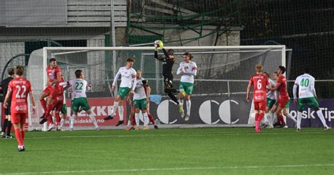 Eriksenni maydondan olib chiqib ketishayotganda hushiga kelgan ekan! Poengdeling mot Strømmen / HamKam
