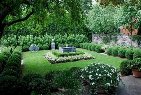 There's something in here for spaces it's also important to be patient because gardens aren't built overnight! 60 Beautiful Front Yards And Backyard Evergreen Garden Design Ideas (13) - artmyideas