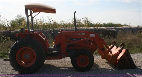 Kubota L5450 Mfwd Utility Tractor With Loader In Baldwin City Ks