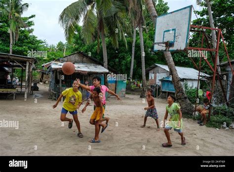 Malapascua Island Philippines May 2022 Children Playing Basketball