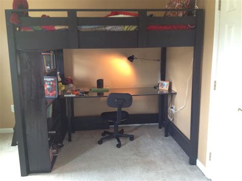 Full size loft bed with desk underneath. Loft Beds With Desks | The Owner-Builder Network