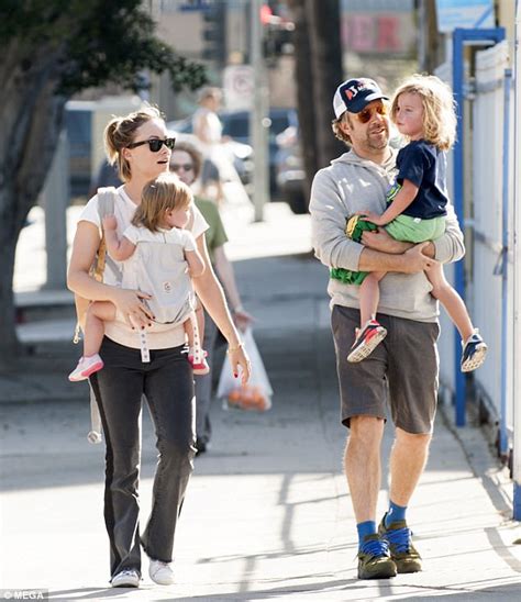 Olivia Wilde And Jason Sudeikis Dote On Children Daily Mail Online