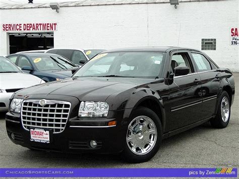 2005 Chrysler 300 Touring In Brilliant Black Crystal Pearl 564912