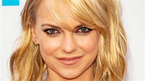 The Truth About Anna Faris Podcast Unqualified