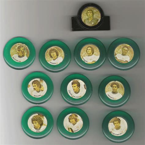 Não tem design de interface atrativo ou bonito nem muitas funcionalidades. Futebol de Botão Antigo: GULIVER CARINHAS 77