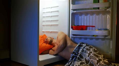 Cómo dormir con calor Trucos para combatir una noche de bochorno