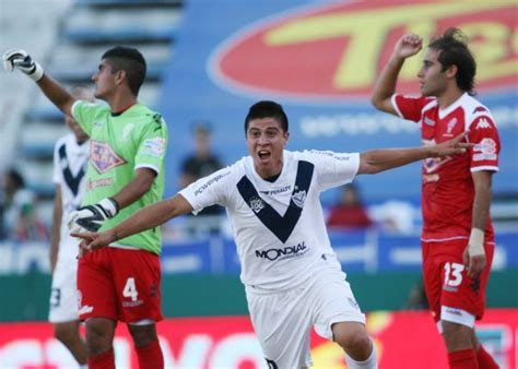 Velez 1 huracan 0 relato sebastian vignolo clausura 2009 velez campeon. Dale Huracán: Vélez 2-0 Huracán