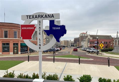 In Two State Texarkana A Widening Divide In Health Care Access
