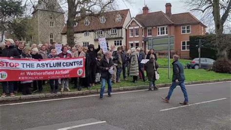 Wethersfield Essex Say No To Asylum Seekers In Military Base Youtube