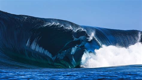 Worlds Best Waves Amazing Surf Spots In Photos Escapism Magazine