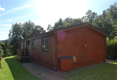 Sleeps 8 4 bedrooms shower room. Oak Cabin - Self Catering Killin | Killin Log Cabins