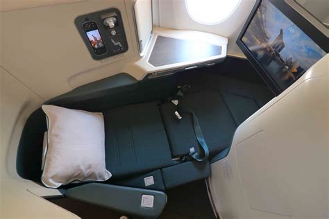 Cathay Pacific Business Class Seats Photos Brokeasshome Com