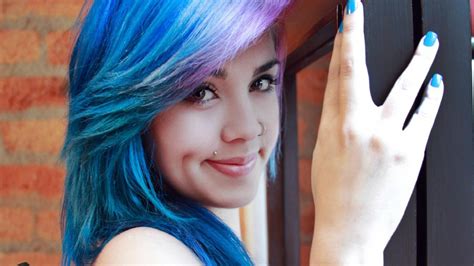 emo girl wallpaper cabello azul cara tinte de pelo peinado 739924 wallpaperuse