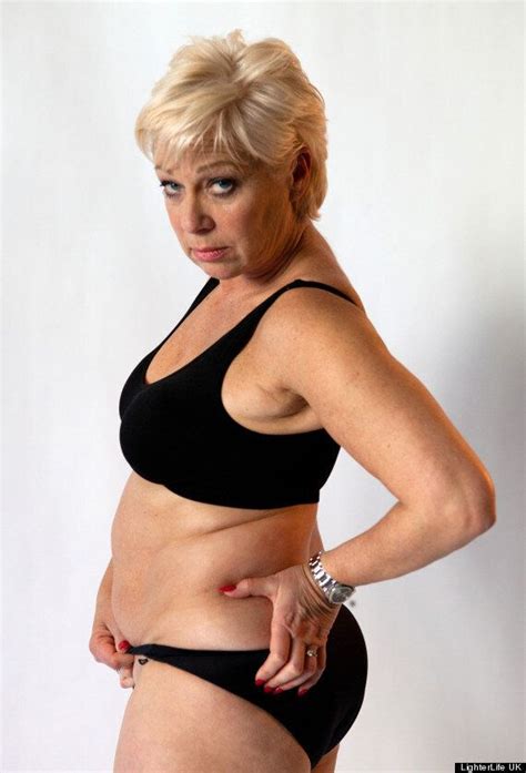 Denise Welch Shows Off Slimmed Down Beach Body On Twitter Pictures