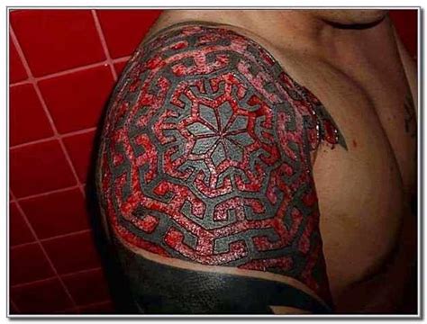 While the process is more extreme, the end result does not look as. 64 best Scarification images on Pinterest | Body mods ...