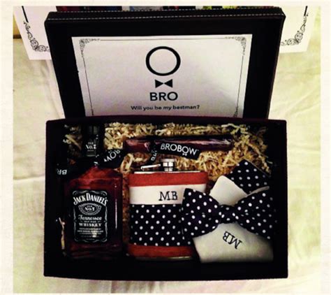 What are the best gifts for a man. Harsanik - How will your Best Man and Groomsmen remember ...