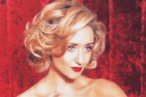 Catherine Tyldesley Coronation Street Babe Unleashes Cleavage In