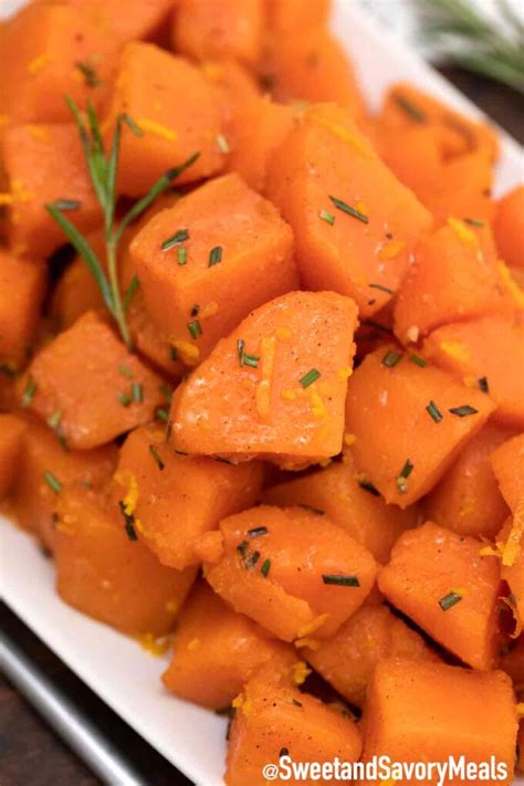 These candied yams are a must for thanksgiving! Brown Sugar Candied Yams Video - Sweet and Savory Meals