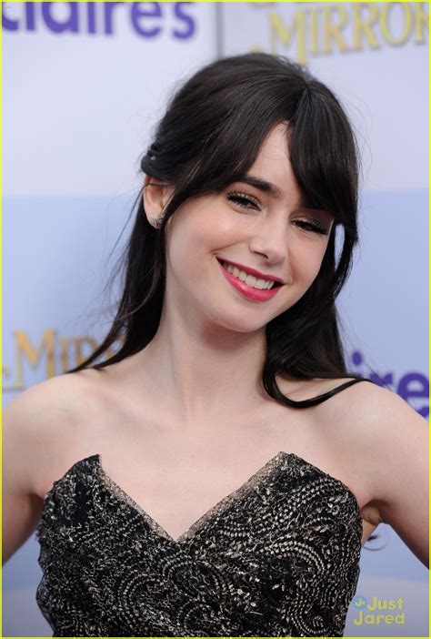 Full Sized Photo Of Lily Collins Mirror Mirror Premiere 20 Lily