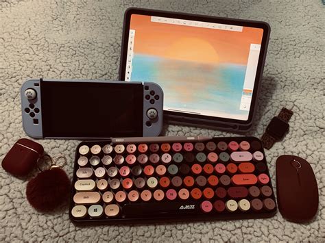 See more ideas about macbook stickers, laptop case stickers, cute laptop stickers. 🖤 Aesthetic Ipad Case With Keyboard - 2021