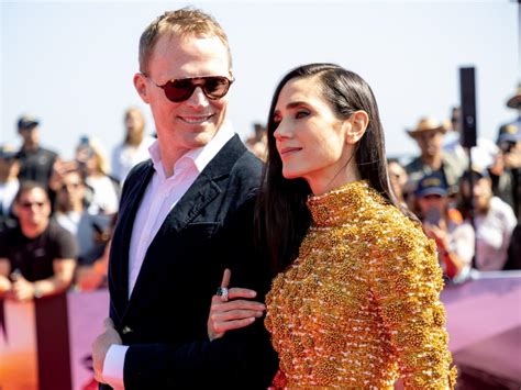 jennifer connelly s rare snap of paul bettany reveals what her relationship dynamic is like