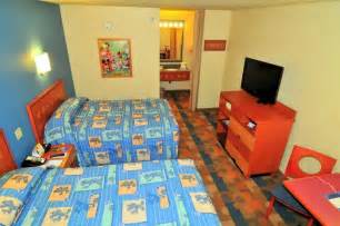 Review Of Refurbished Rooms At Disneys Pop Century Resort