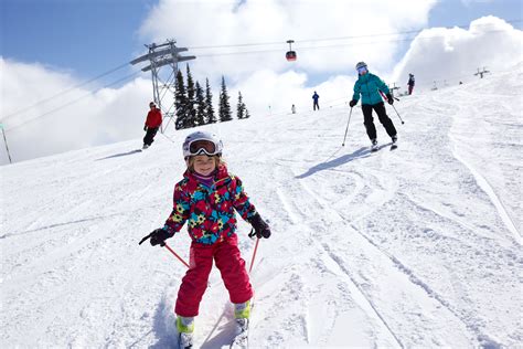 We Love Winter 10 Reasons To Go Skiing And Snow Boarding Skiworld Blog