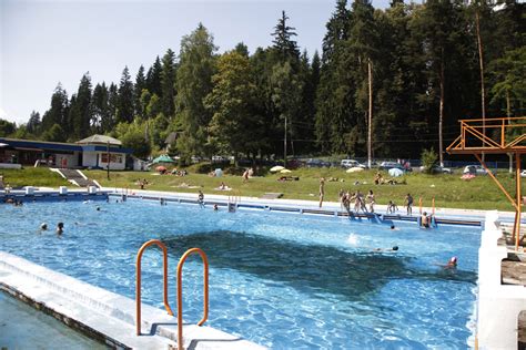 The development of toplița geothermal spa for tourism requires new geothermal resources, geophysical and hydrogeological works being carried out during the last decades. Turisztikai célpontok Maroshéviz környékén