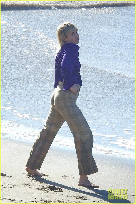 Miley Cyrus Films New Video At The Beach In Malibu Photo 4517719 Miley Cyrus Pictures Just