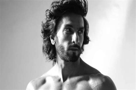 Posing Nude Actor Ranveer Singh In Trouble Police Register Case Of `insulting Womans Modesty