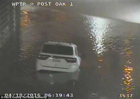 Video Of Houston Flood Victims Final Moments Shows Her Driving Into Submerged Underpass Daily