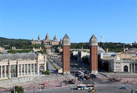 Top 10 sehenswürdigkeiten von barcelona. Sehenswürdigkeiten in Barcelona ᐅ Die Top 10 der Stadt