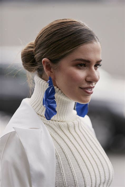 Pin By Joseph Foster On Women In Turtleneck Sweaters In 2020 Fancy