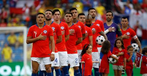 El volante chileno se mostró muy disgustado por una decisión del arbitro del encuentro. Chile se sostiene en el top 20 del ranking FIFA | CDF.CL