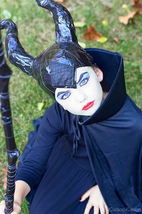 720 x 960 jpeg 88 кб. DIY Maleficent Costume | Maleficent costume, Maleficent costume diy, Disney villain costumes