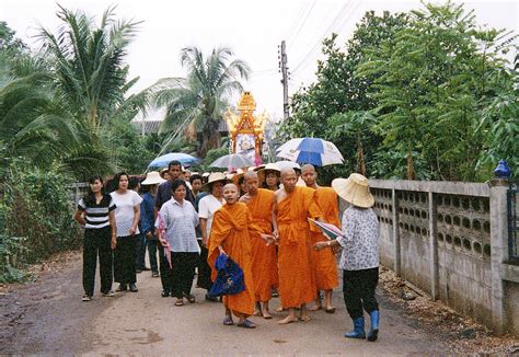 Order online for montréal flower delivery with florist.ca same day and six days a week. CHINESE FUNERAL FLOWERS