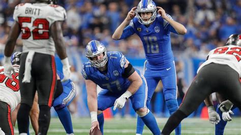 Lions Qb Jared Goff Joins Peyton Manning Tom Brady With Milestone Yardbarker