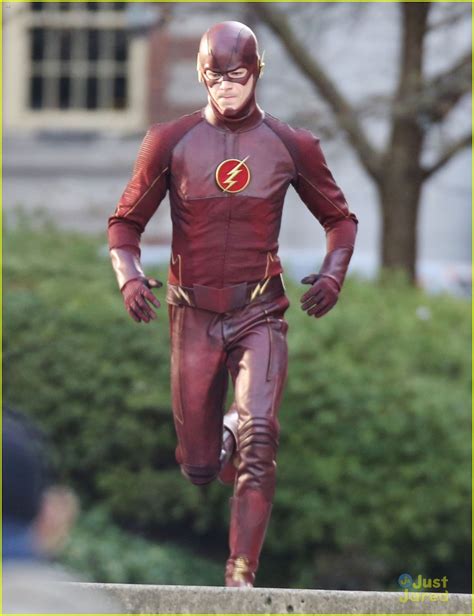 Grant Gustin Films Scenes In The Flash Costume First Look Photo