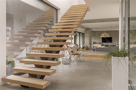 4 Unique Benefits Of Floating Wood Stairs Hardwood Lumber Company
