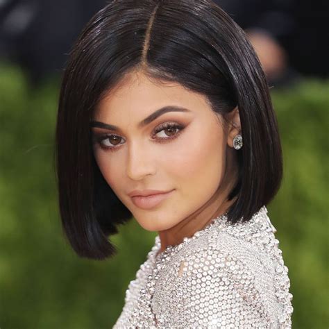 What Is Kylie Jenners Natural Eye Color Famous Person