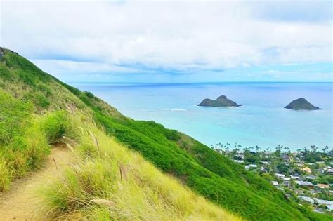 Best Hikes In East Oahu Hawaii Lanikai Pillbox Hike Hiking Trails On