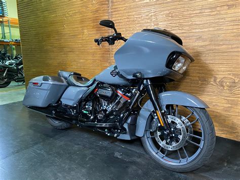 Pre Owned 2018 Harley Davidson Cvo Road Glide Custom In Bowling Green