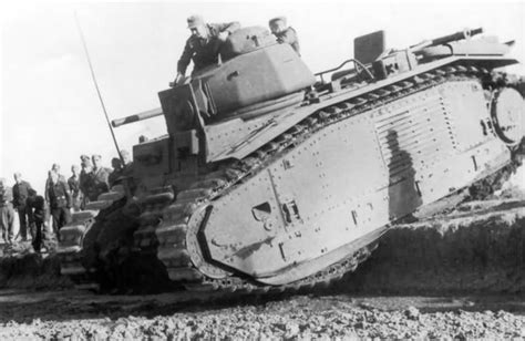 Panzerkampfwagen B2 740 F 3 World War Photos