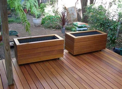 Deck Planter Box Diy With Images Deck Planters Deck Planter Boxes