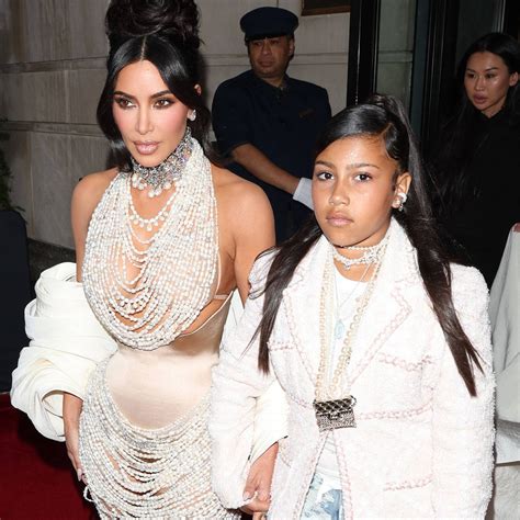 north west steps out with mom kim kardashian on the way to met gala wirefan your source for