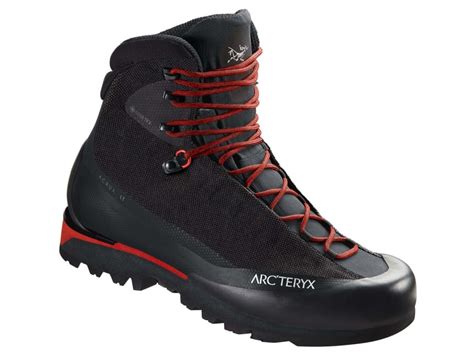 Arc'teryx's Acrux LT GTX Boot aims for the summit with its ...