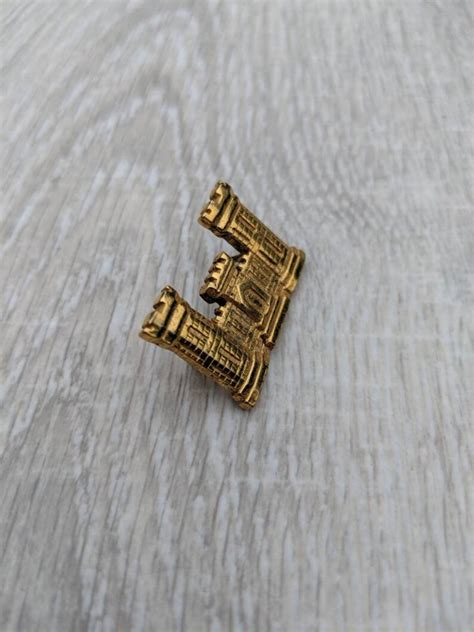 Us Army Corps Of Engineers Gold Tone Castle Insignia Double Etsy