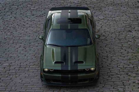 2023 Dodge Challenger Choosing The Right Trim Autotrader